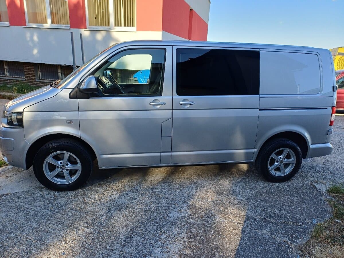 2011 Volkswagen CARAVELLE - 5