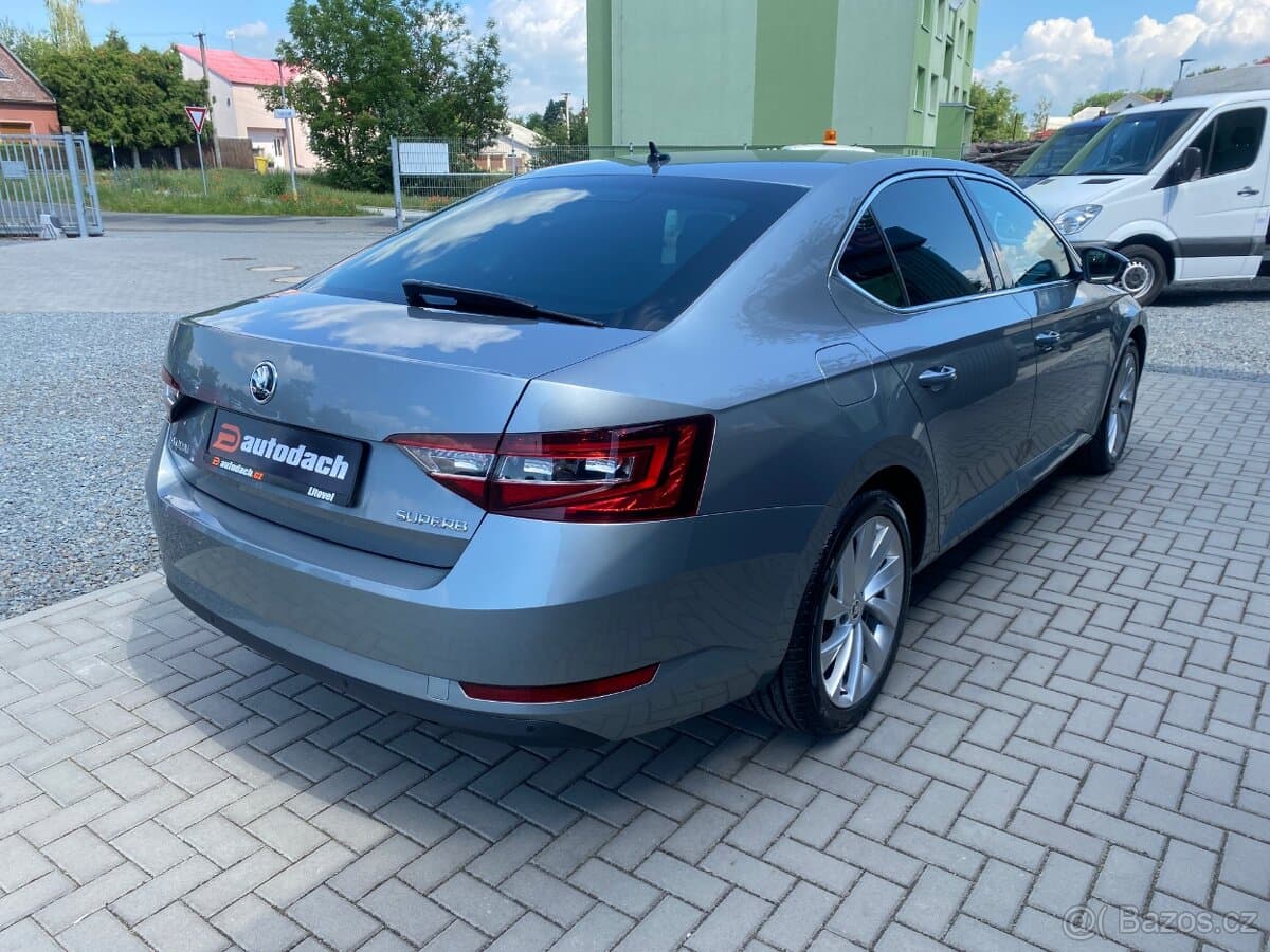 2016 Škoda SUPERB - 5