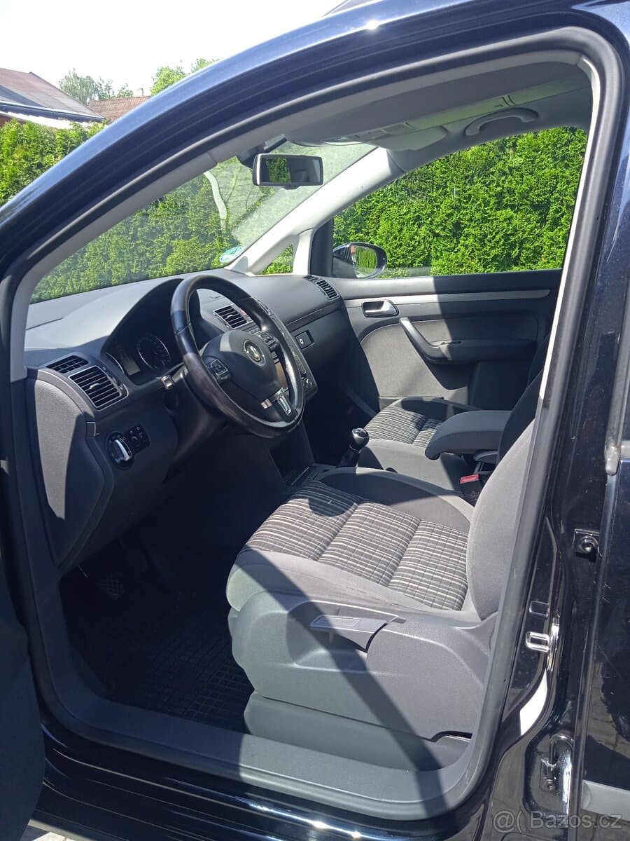 2011 Volkswagen TOURAN - 5