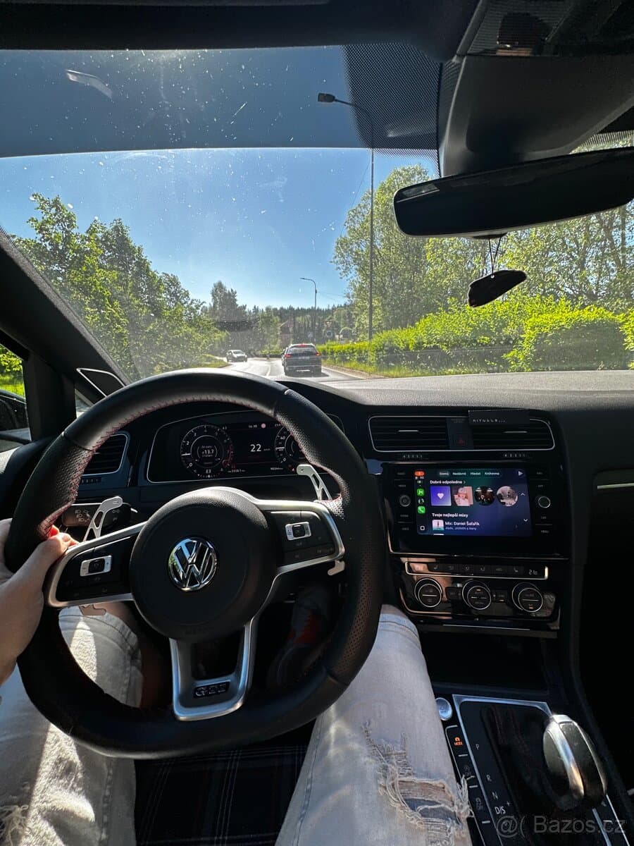 Volkswagen GOLF - 5