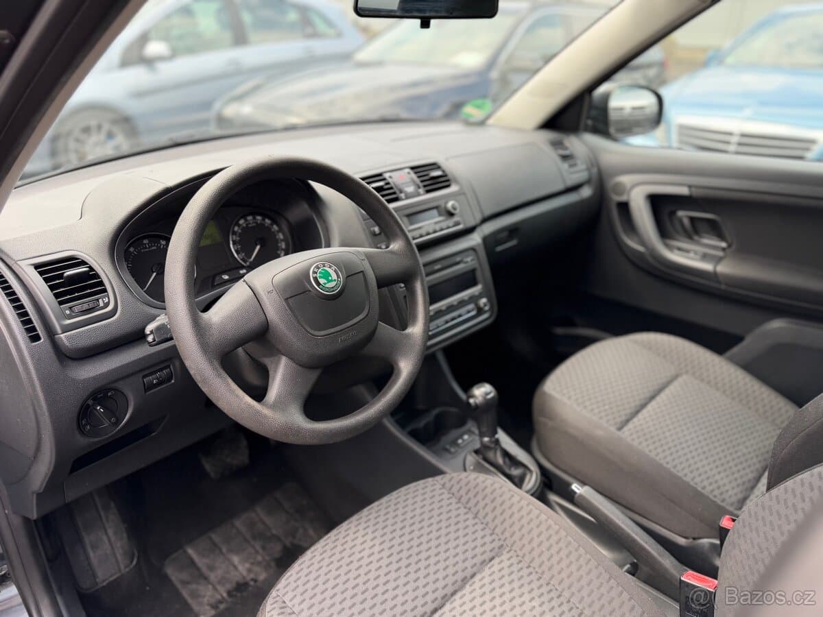 2010 Škoda FABIA - 5