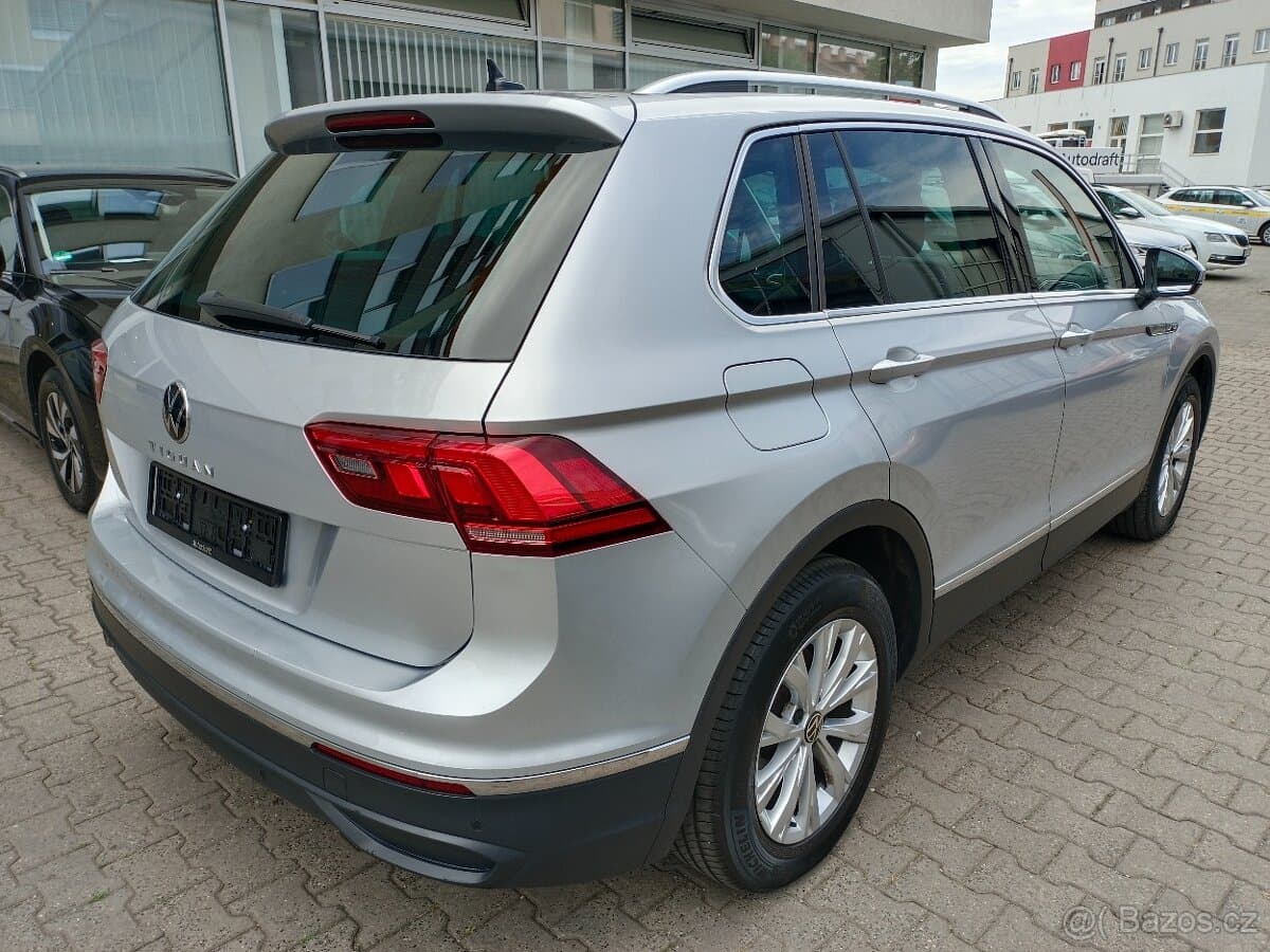 2022 Volkswagen TIGUAN - 5