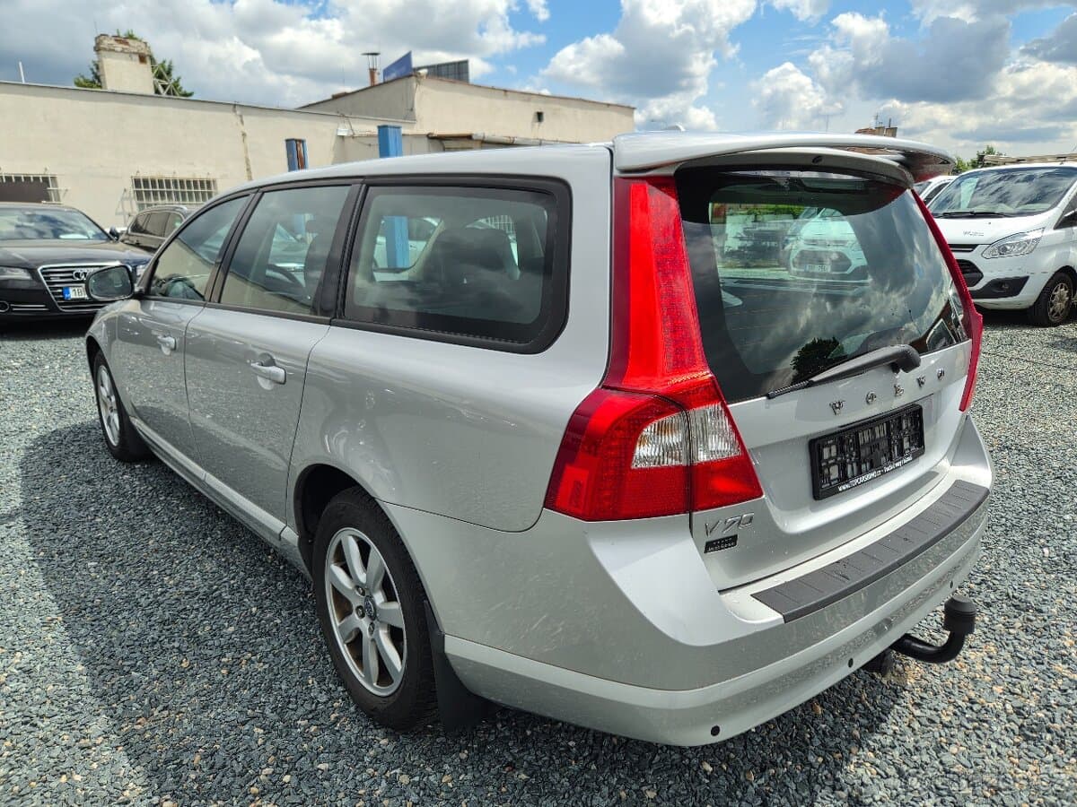 2008 Volvo V70 - 5