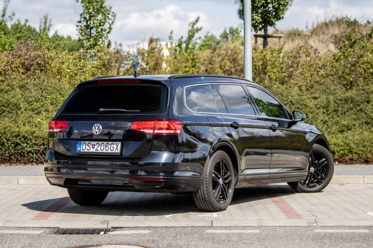 2016 Volkswagen PASSAT - 5