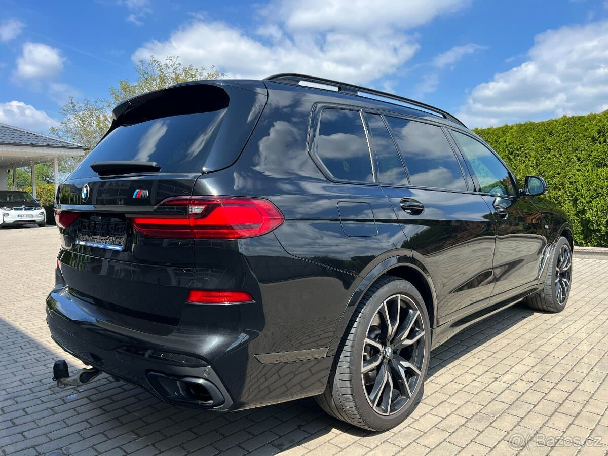 2021 BMW X7 - 5