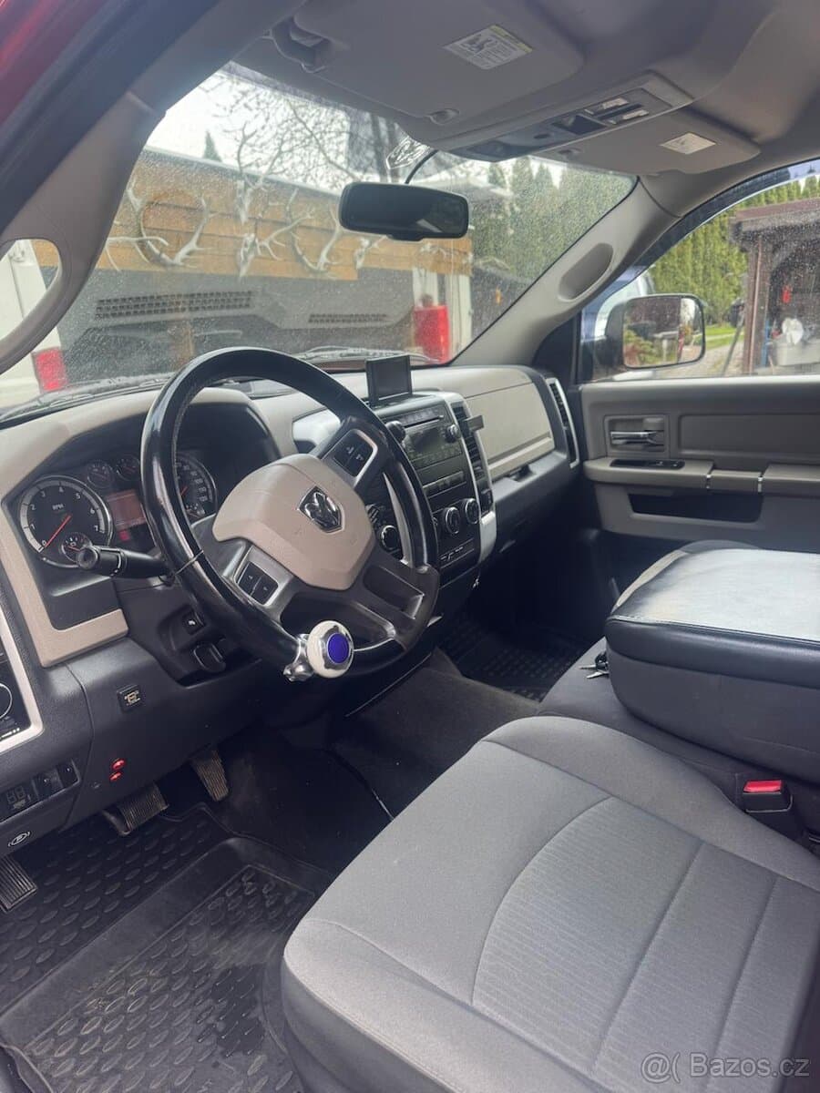 2010 Dodge RAM - 5