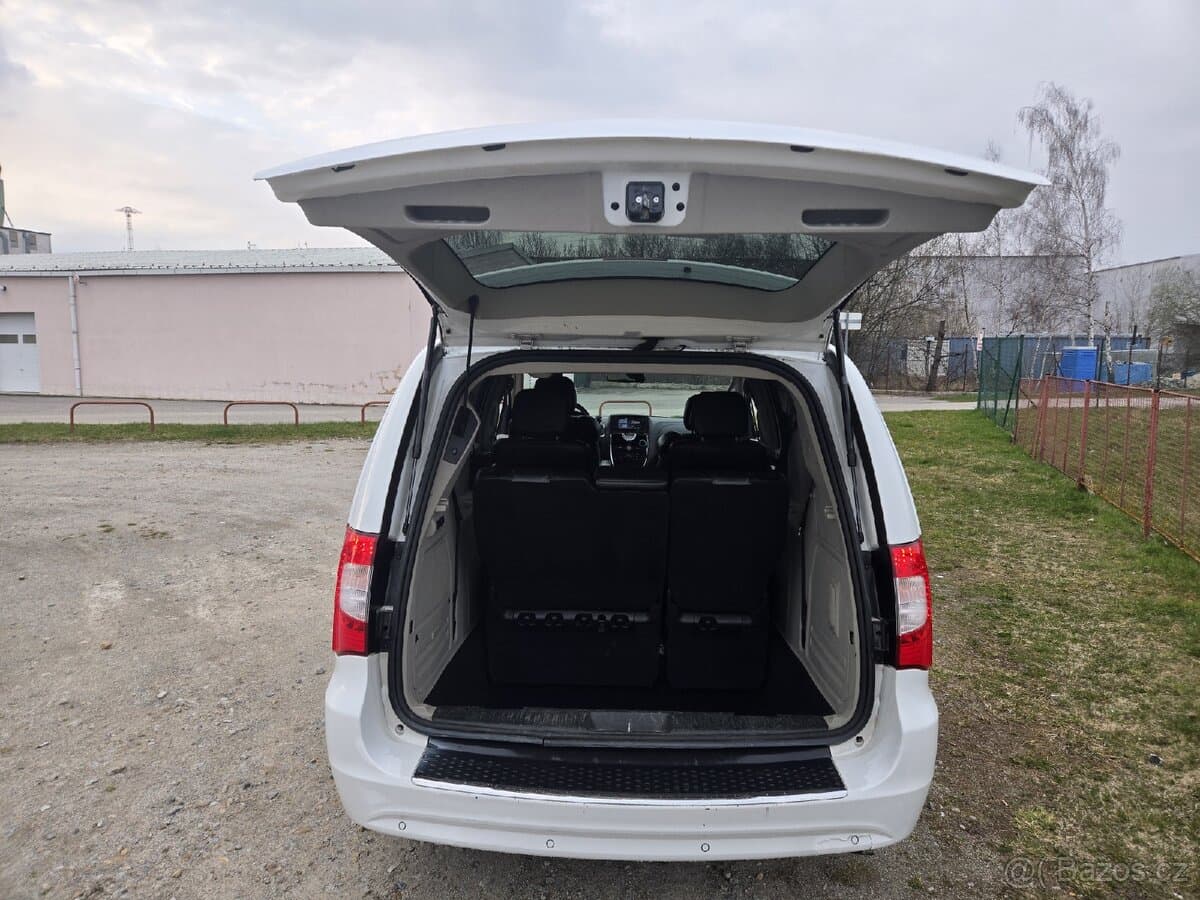 2014 Lancia VOYAGER - 5