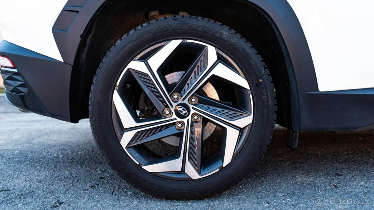 2022 Hyundai TUCSON - 5