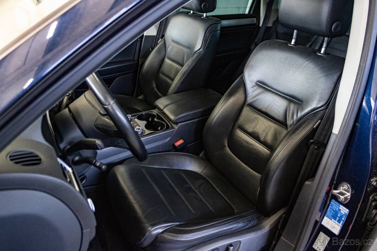 2014 Volkswagen TOUAREG - 5