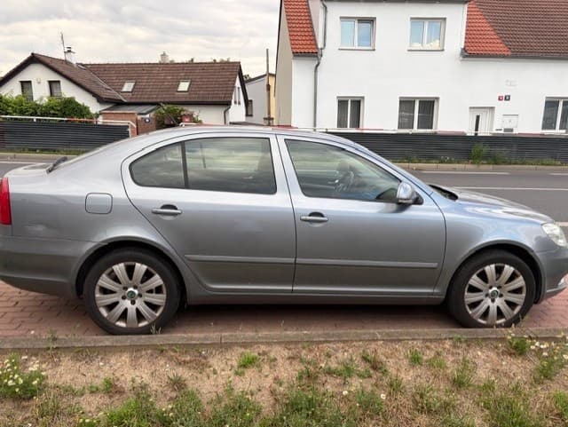 Škoda OCTAVIA - 5