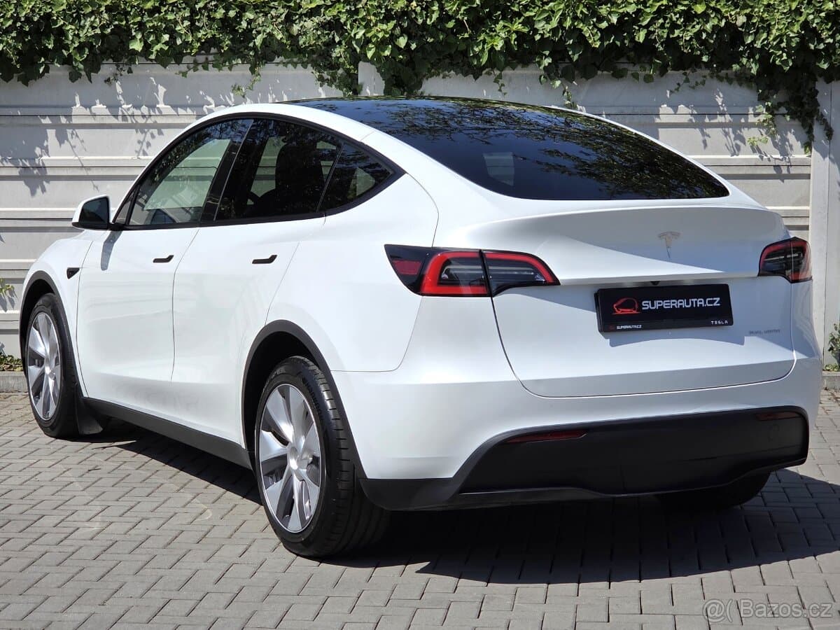 2023 Tesla MODEL Y - 5