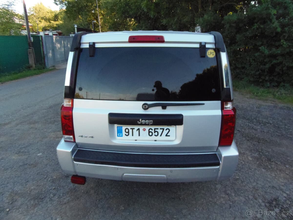 2007 Jeep COMMANDER - 5