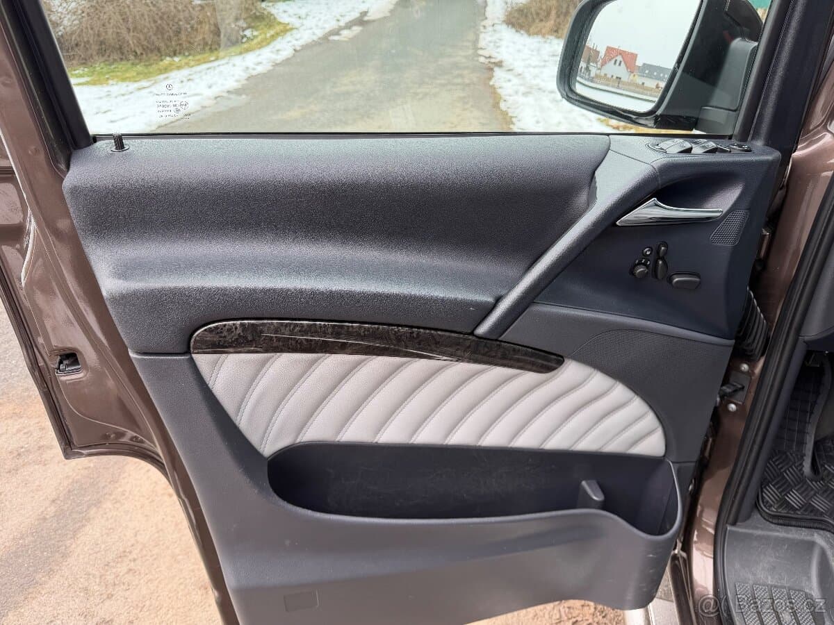 2013 Mercedes-Benz VIANO - 5