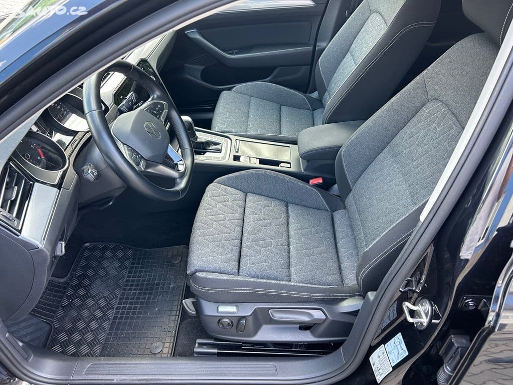 2022 Volkswagen PASSAT - 5