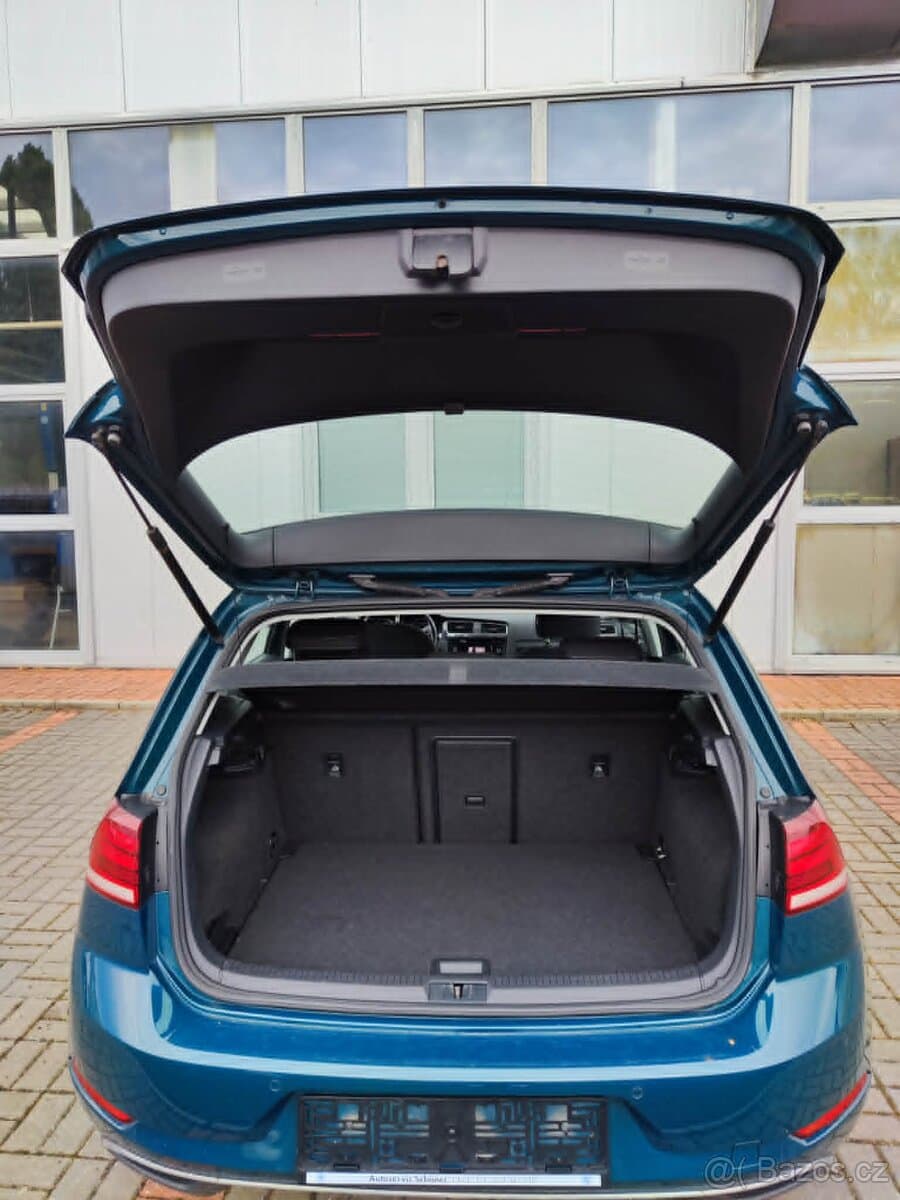 Volkswagen GOLF - 5
