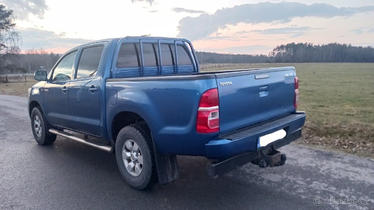 2013 Toyota HILUX - 5