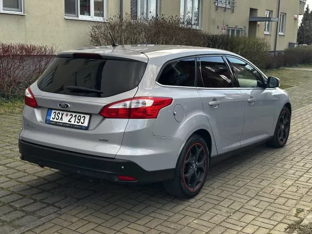 2012 Ford FOCUS - 5