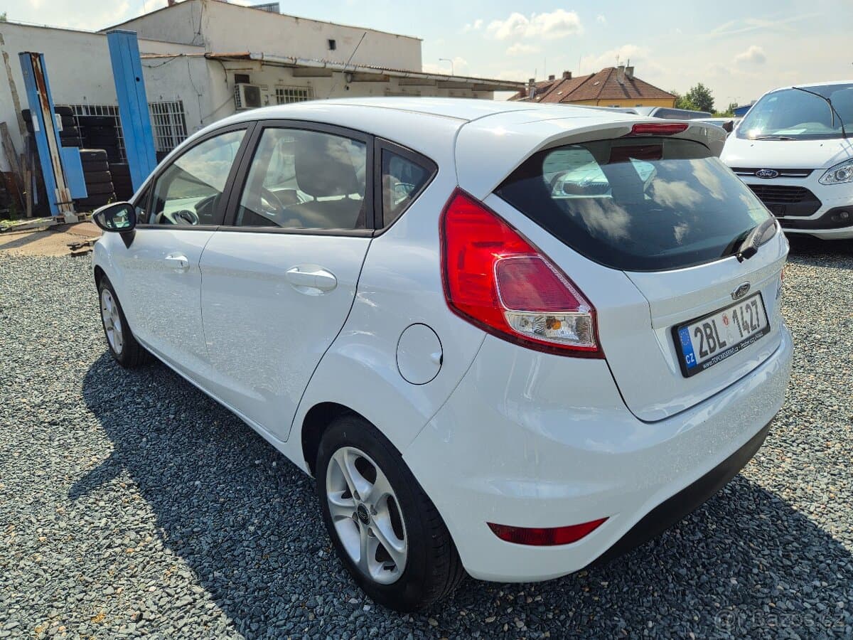 2015 Ford FIESTA - 5