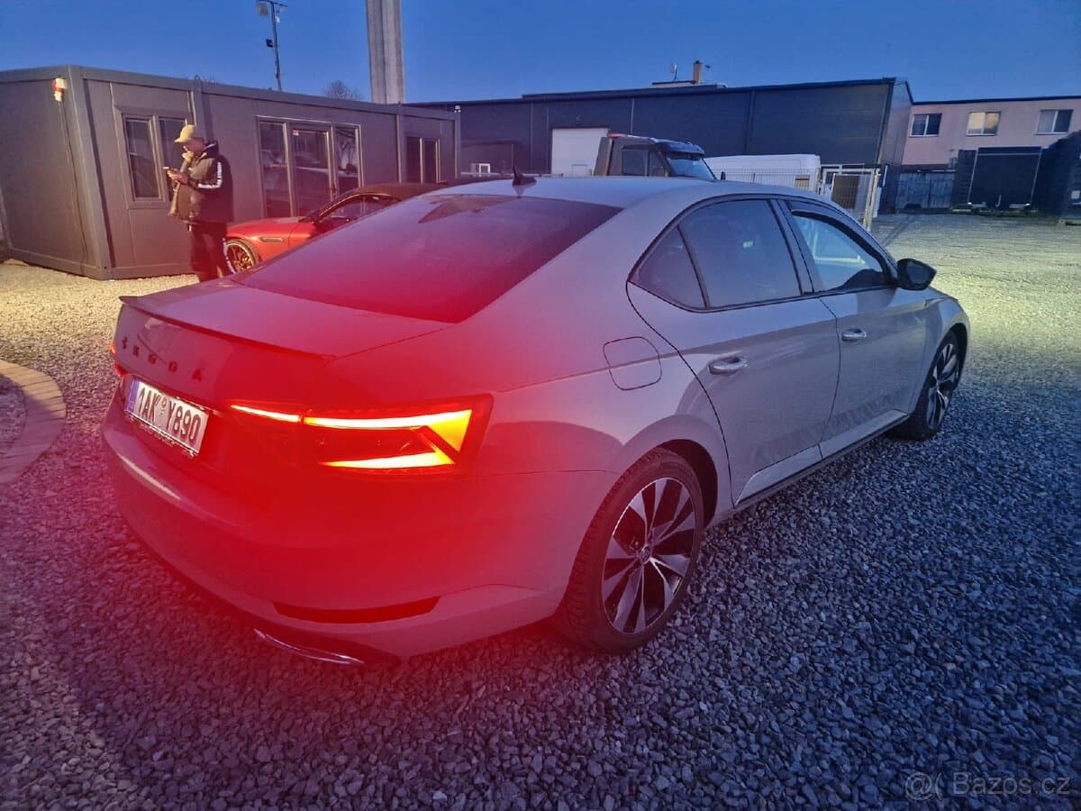 2023 Škoda SUPERB - 5