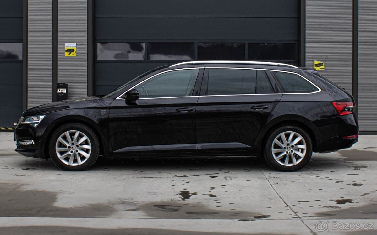 2021 Škoda SUPERB - 5