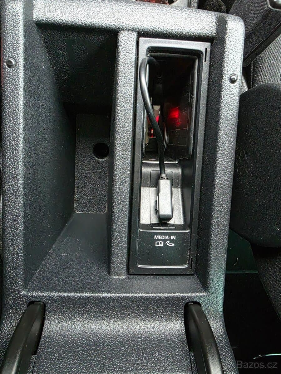2013 Volkswagen TIGUAN - 5