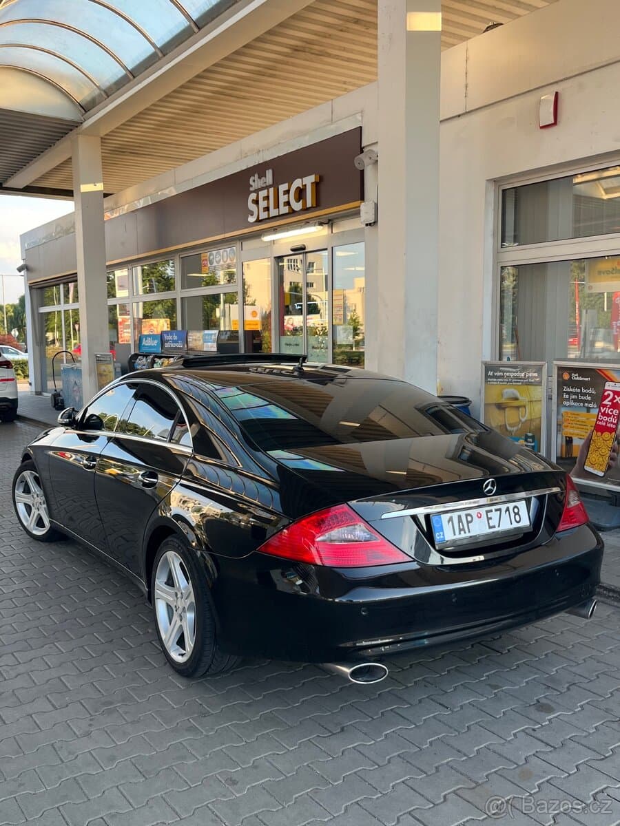 2006 Mercedes-Benz CLS - 5