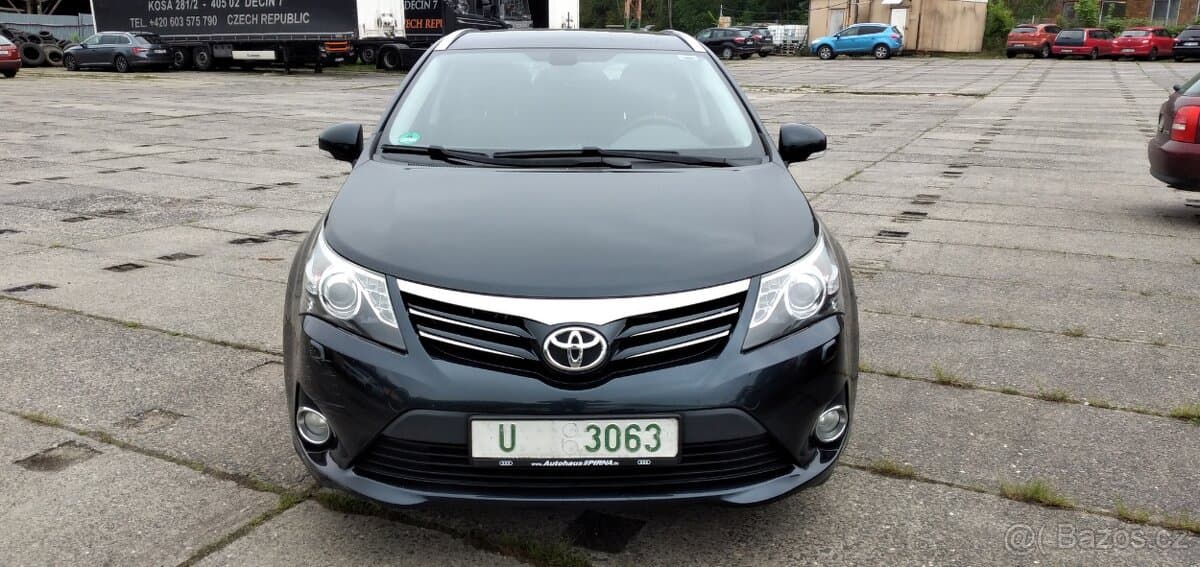 2012 Toyota AVENSIS - 5