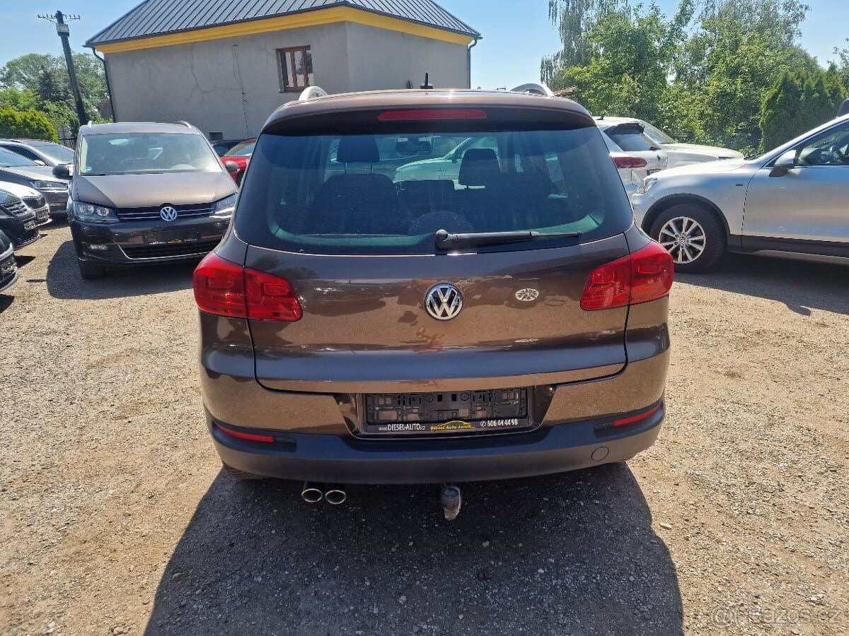 2011 Volkswagen TIGUAN - 5