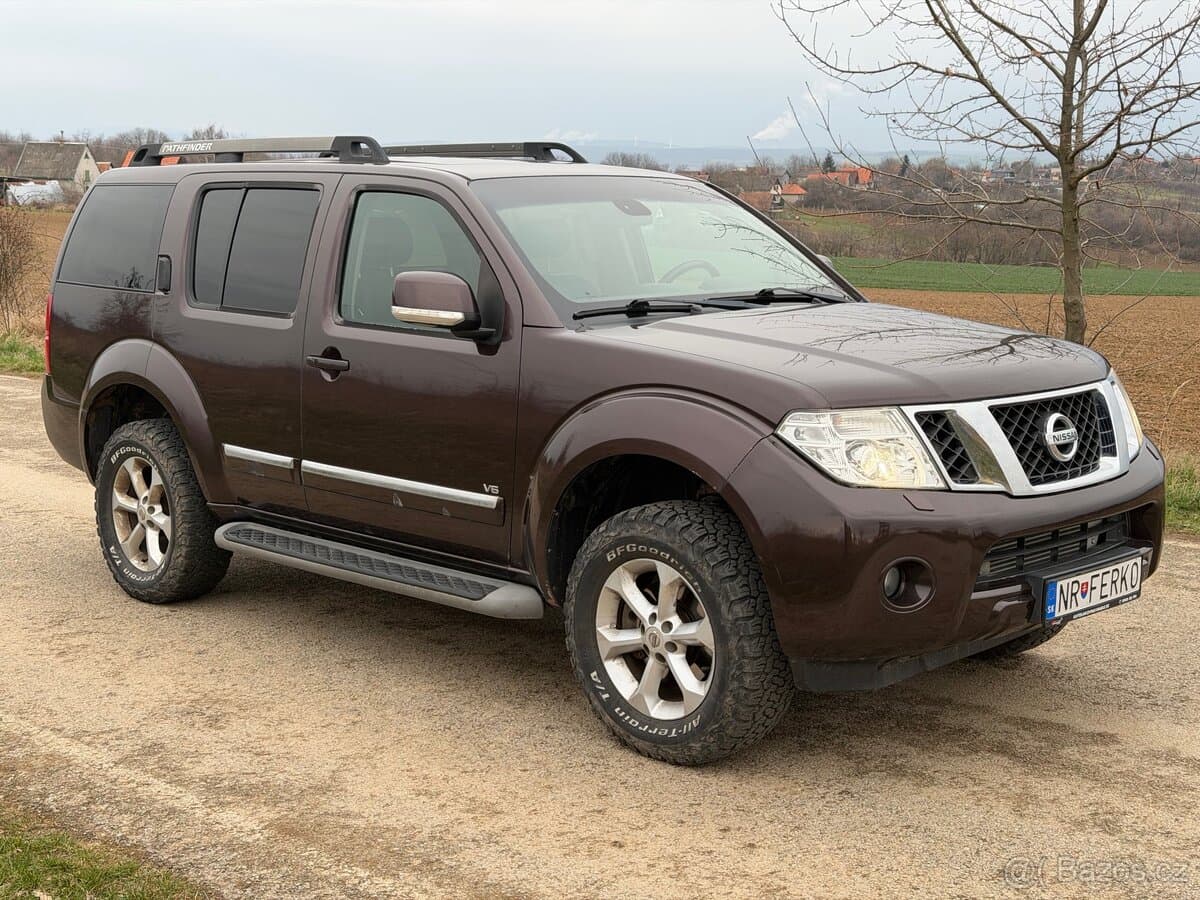 2012 Nissan PATHFINDER - 5