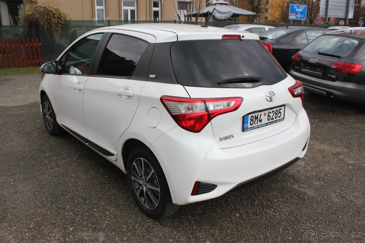2020 Toyota YARIS - 5