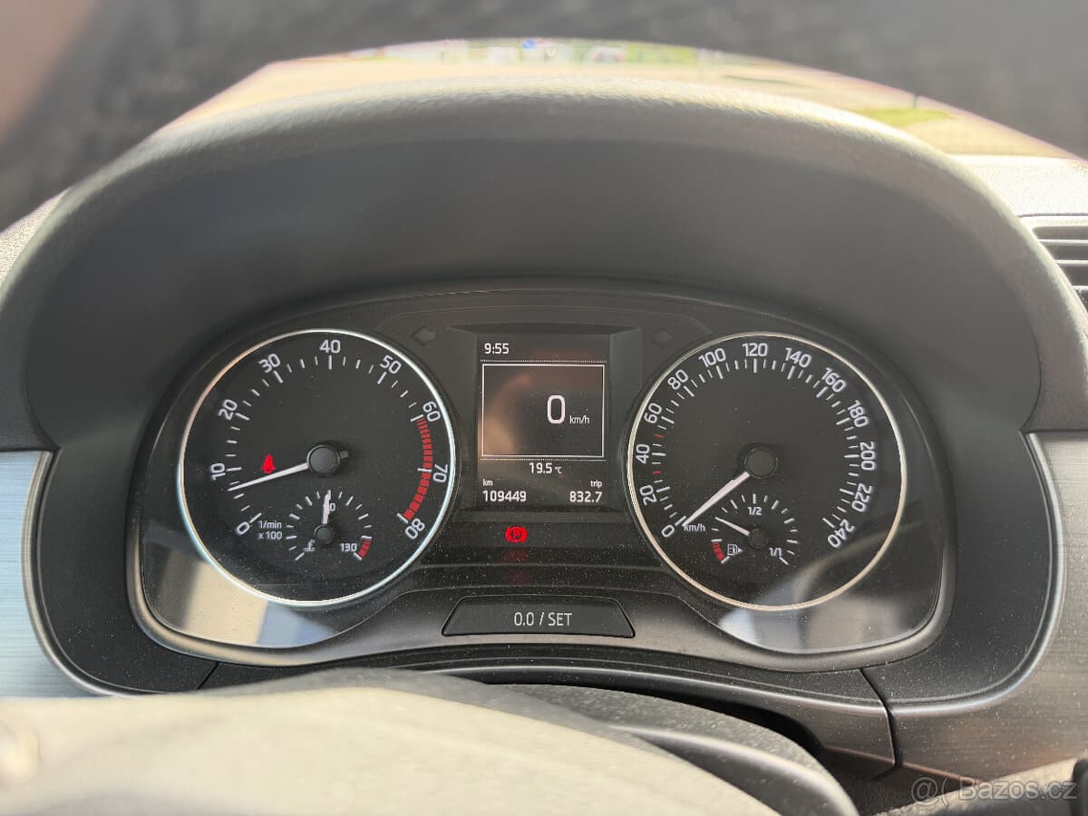 2015 Škoda FABIA - 5