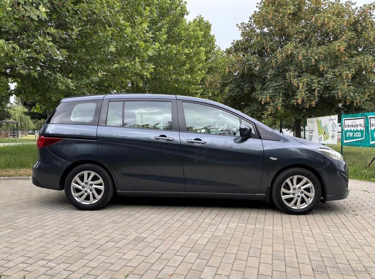 2011 Mazda 5 - 5