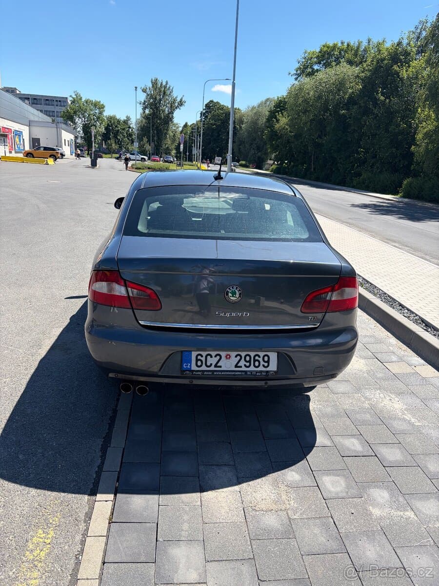 2009 Škoda SUPERB - 5