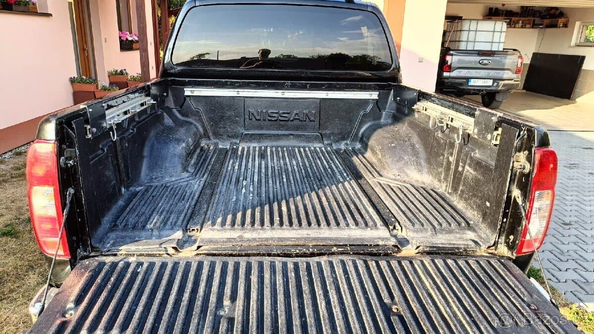 2006 Nissan NAVARA - 5