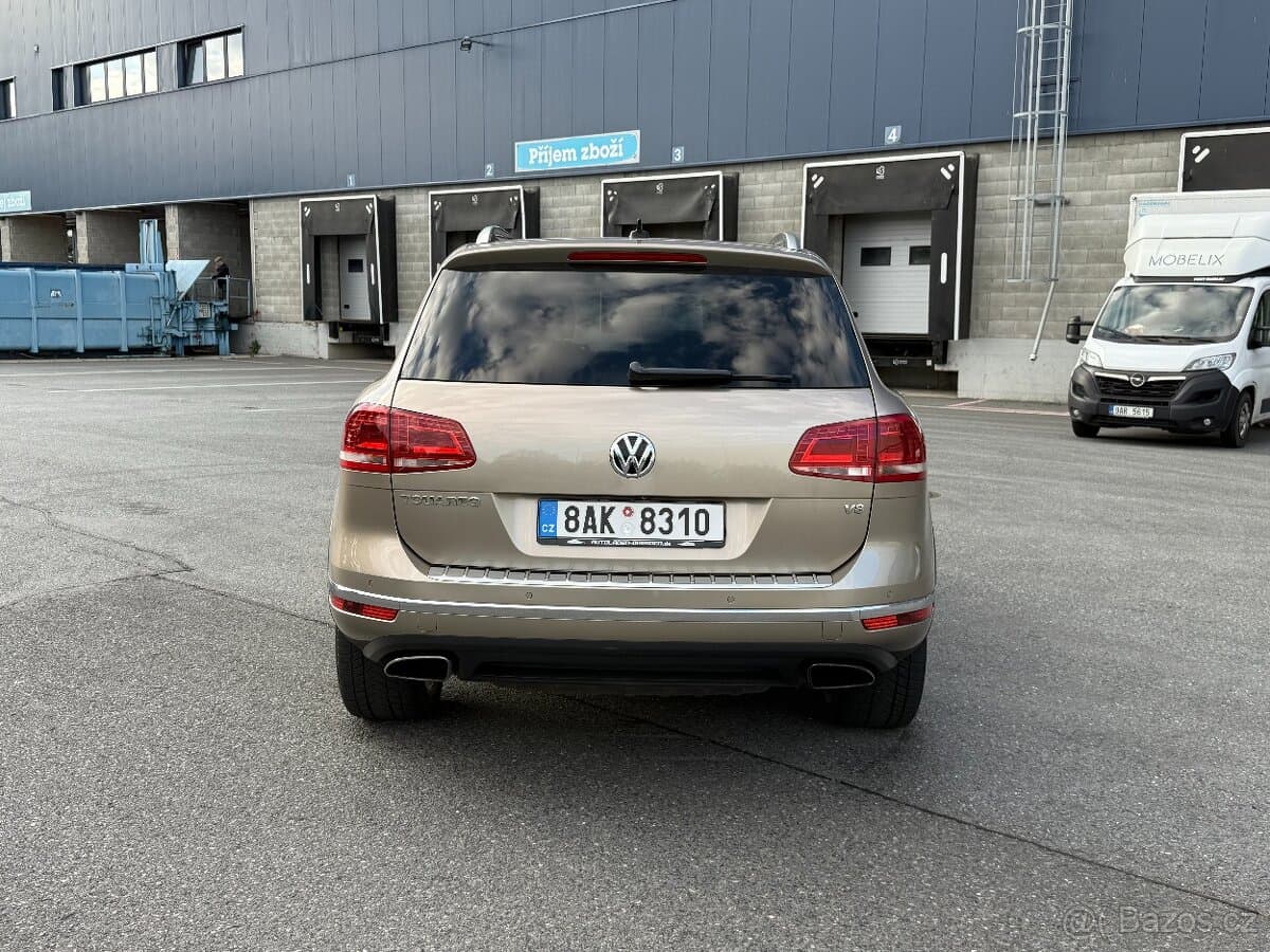 2015 Volkswagen TOUAREG - 5