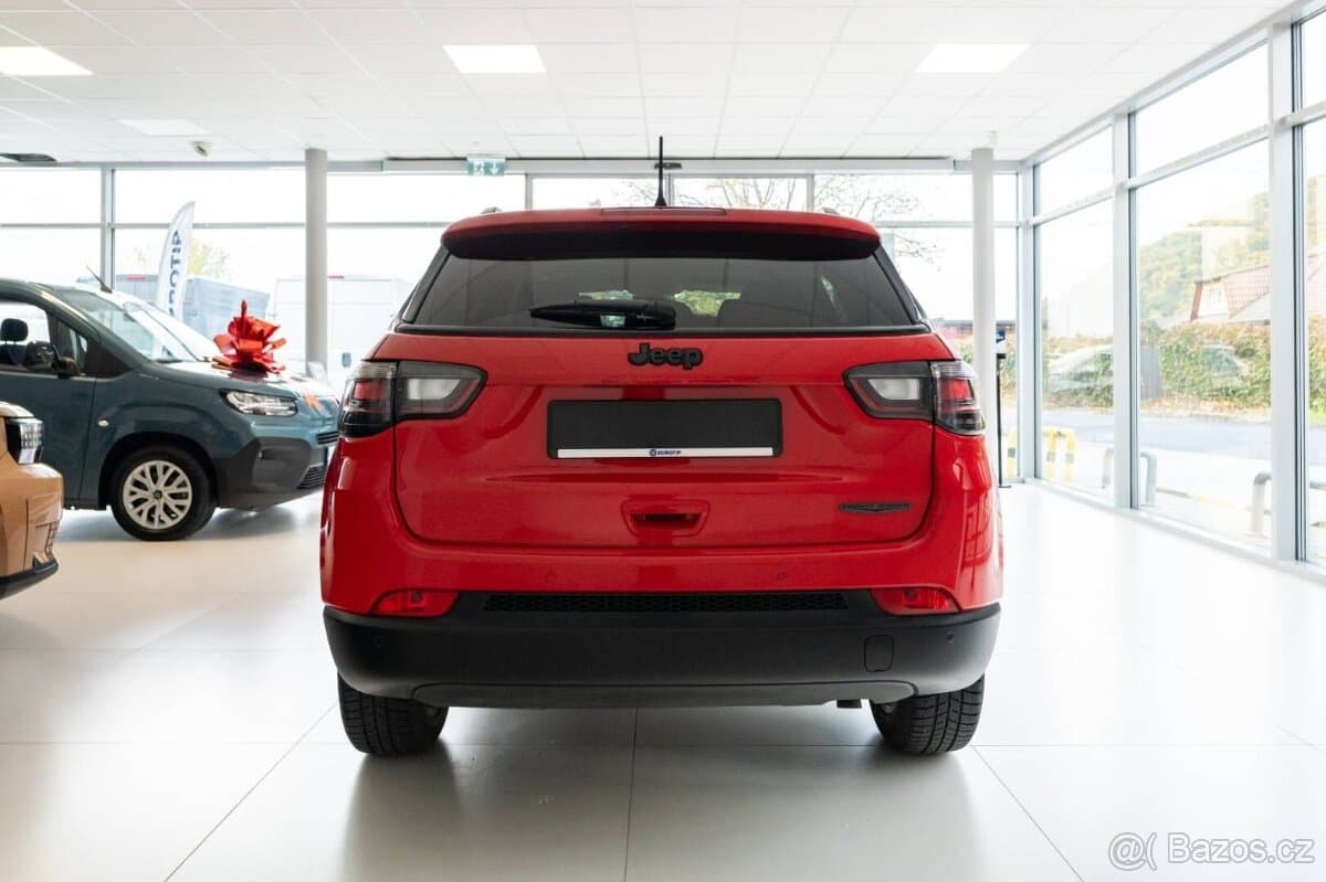 2023 Jeep COMPASS - 5