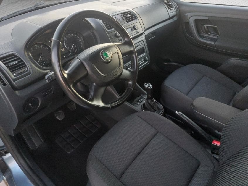 2011 Škoda FABIA - 5
