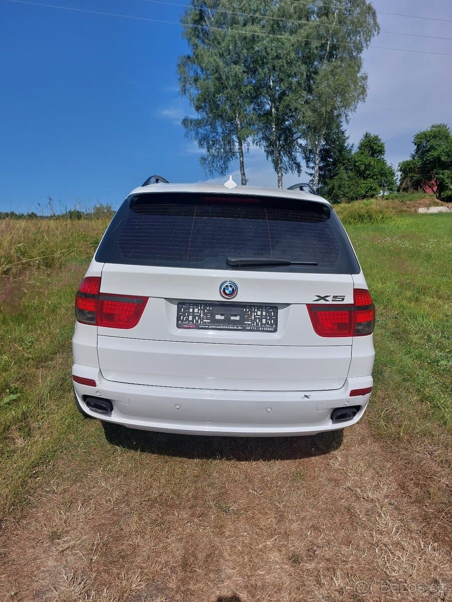 2009 BMW X5 - 5