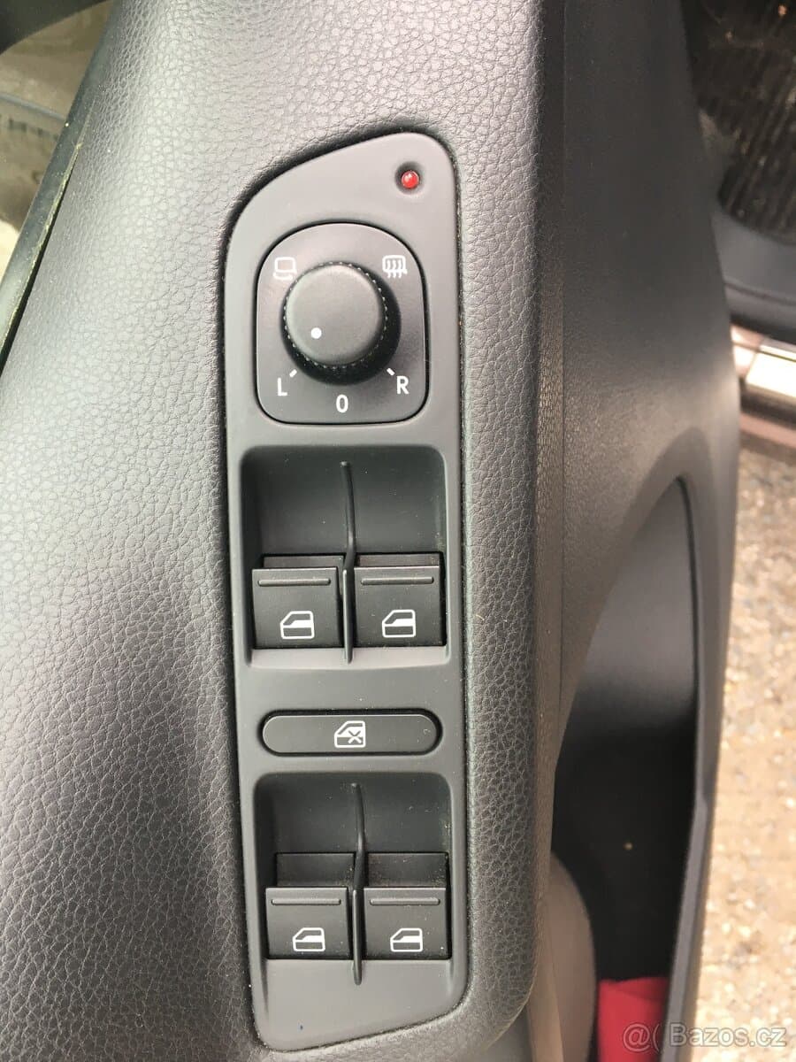 2013 Volkswagen TIGUAN - 5