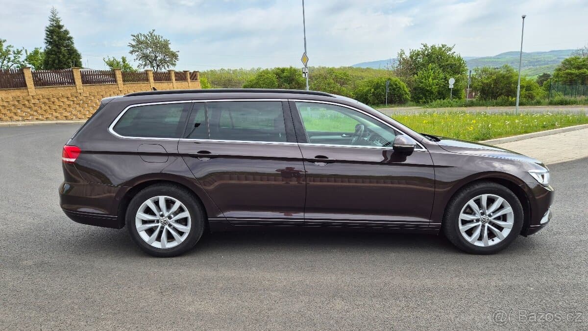 2019 Volkswagen PASSAT - 5