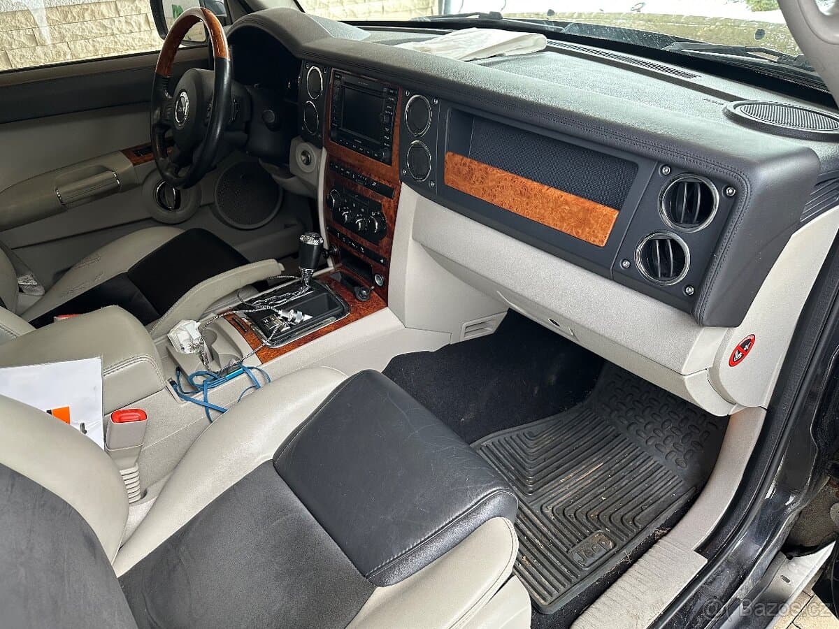 2008 Jeep COMMANDER - 5