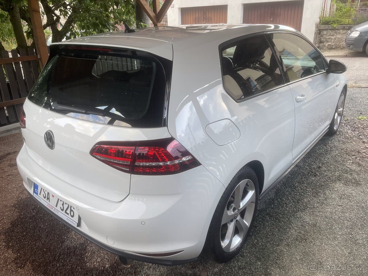 2016 Volkswagen GOLF - 5