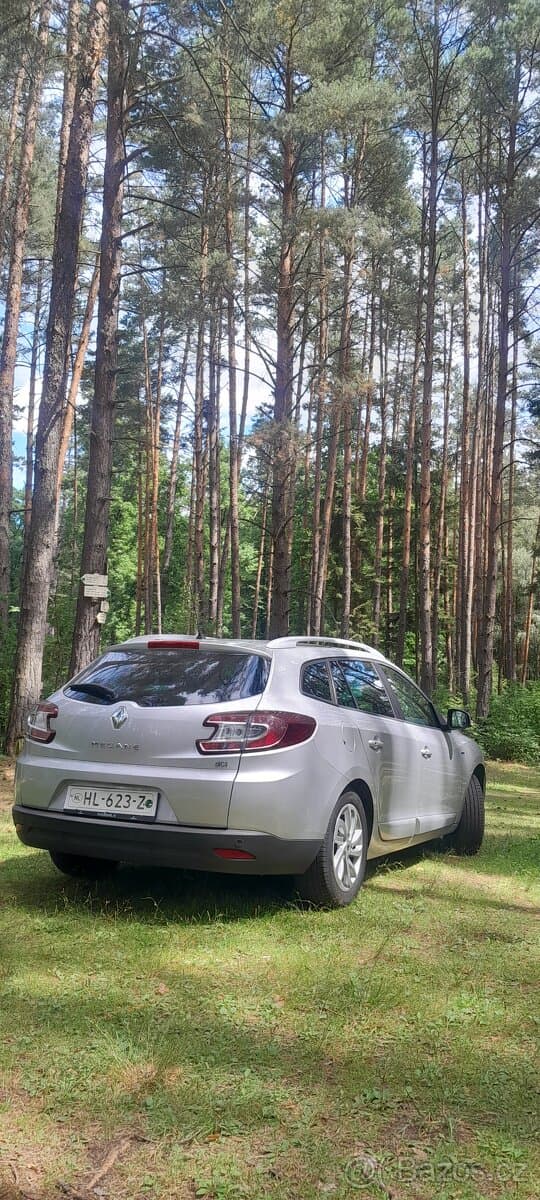 2015 Renault MEGANE - 5