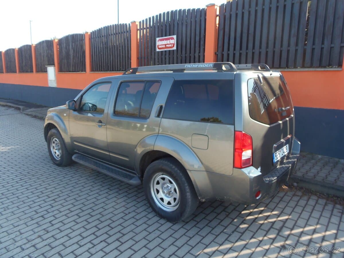 2005 Nissan PATHFINDER - 5