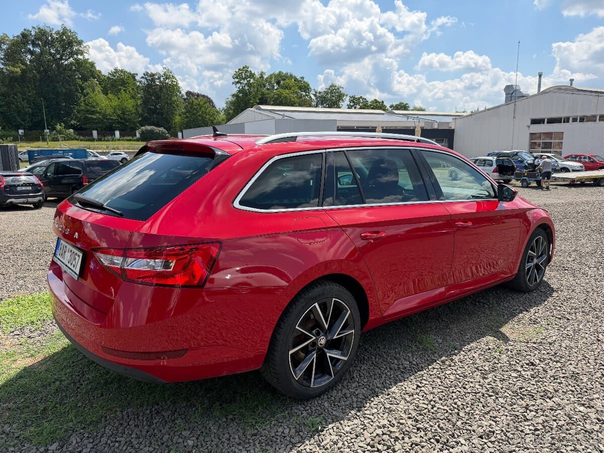 2021 Škoda SUPERB - 5