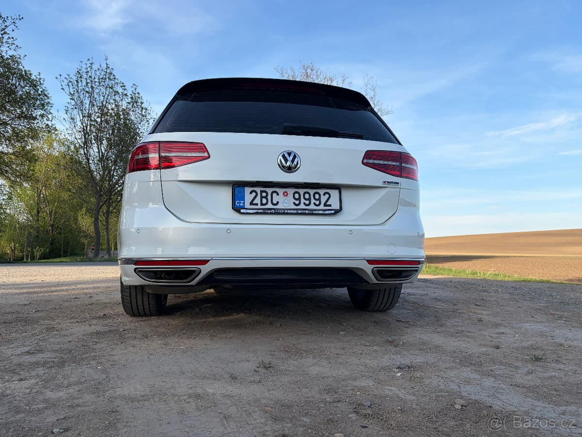 2019 Volkswagen PASSAT - 5