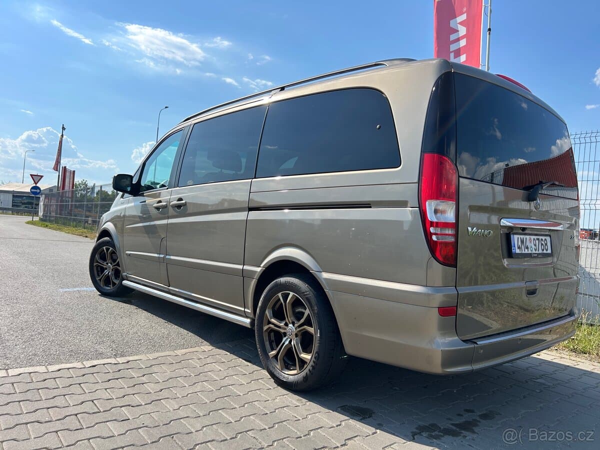 2011 Mercedes-Benz VIANO - 5