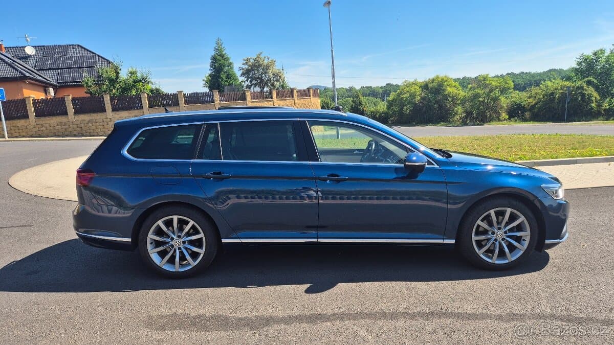 2020 Volkswagen PASSAT - 5