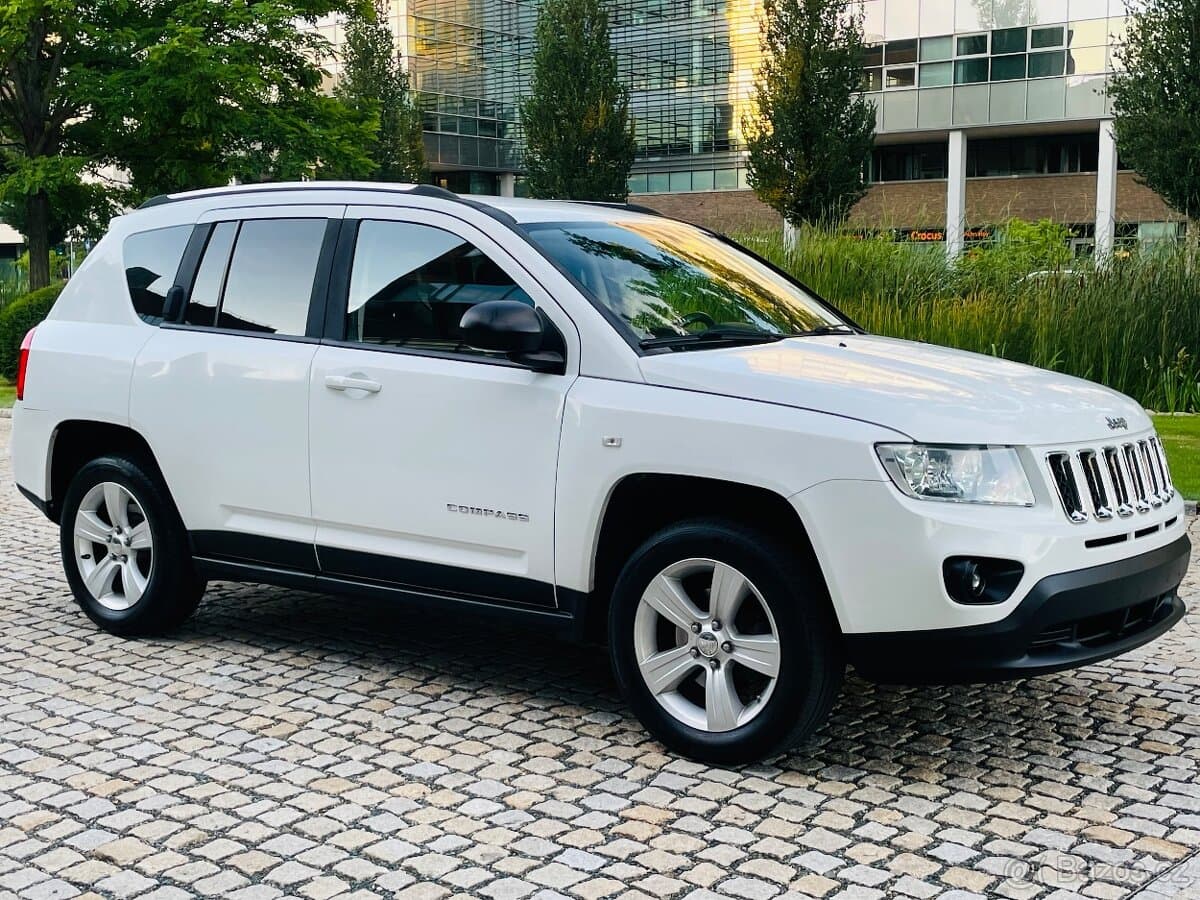 2012 Jeep COMPASS - 5
