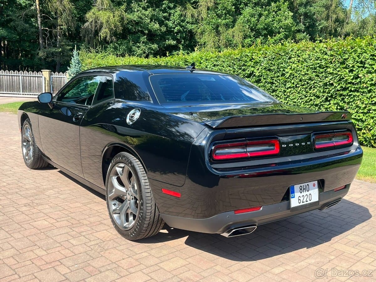 2015 Dodge CHALLENGER - 5